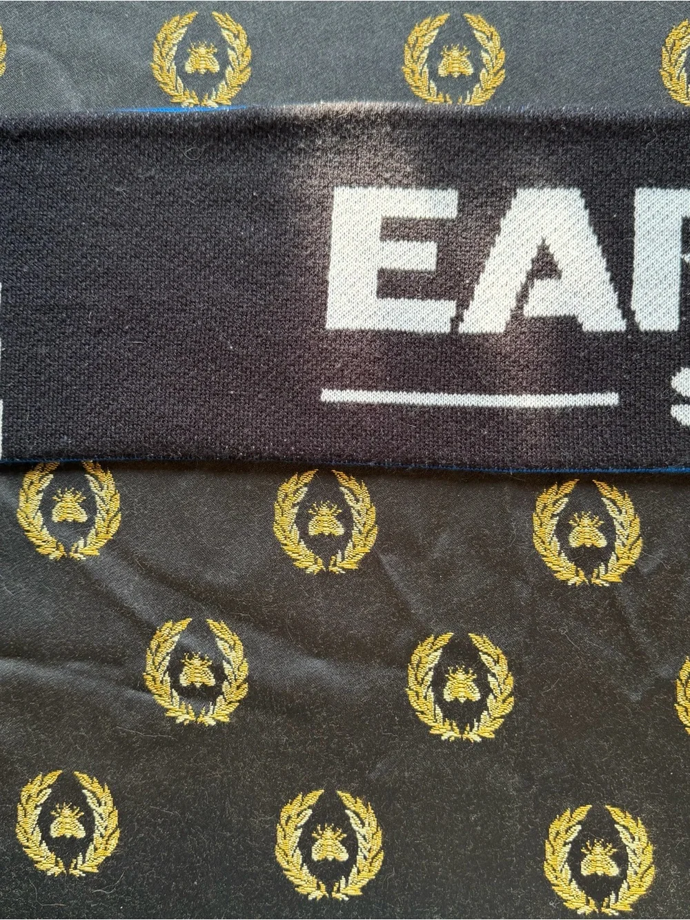 N/A closet earthquakes bundle