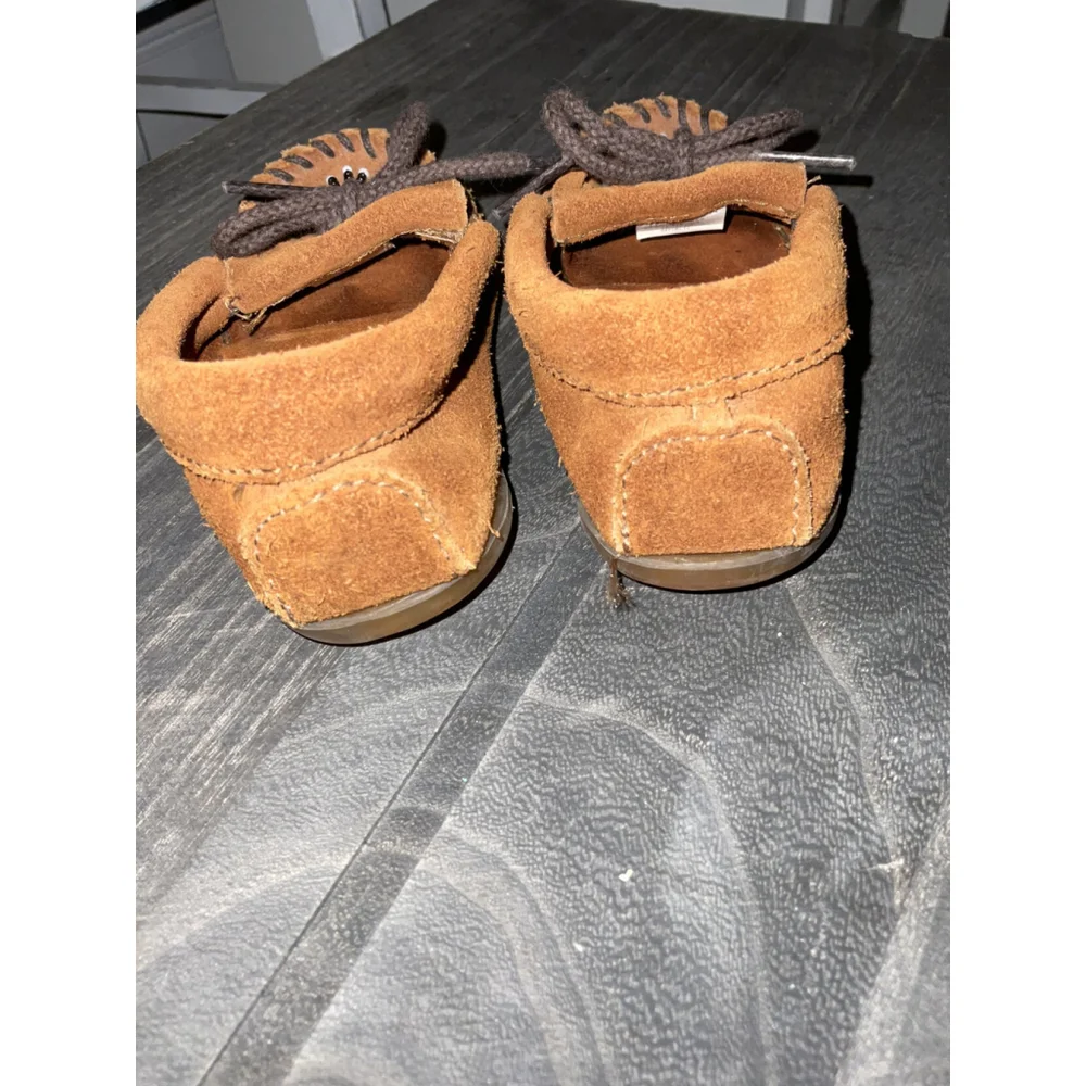 Minnetonka great moccasins