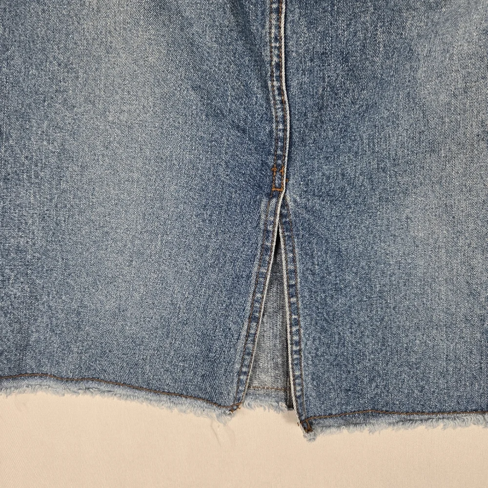 skirt indie