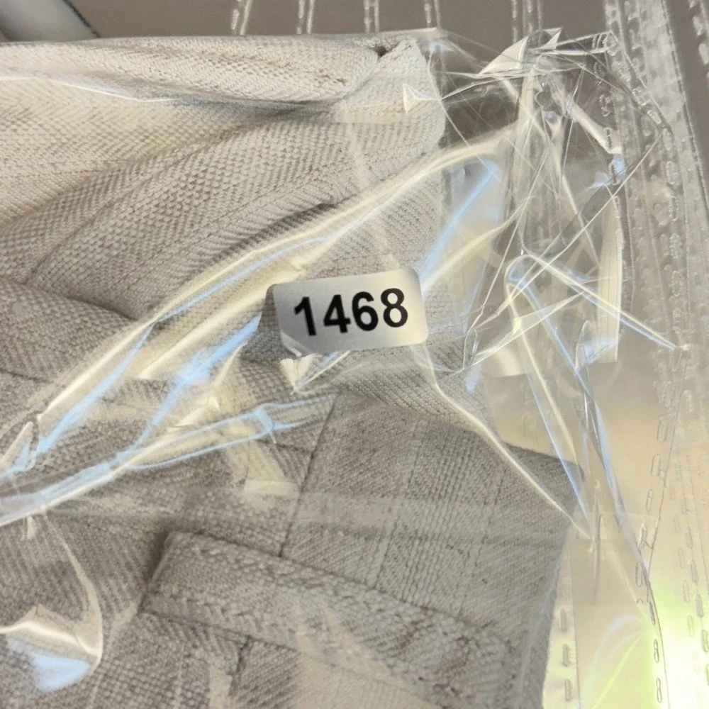 Claiborne good preowned
