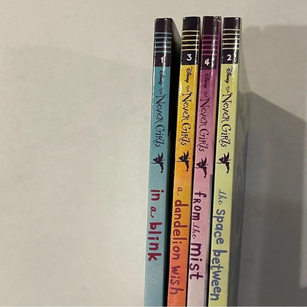 Disney Never Girls Books Lot 1-4‎ Kiki Thorpe Paperback Chapter Books Set