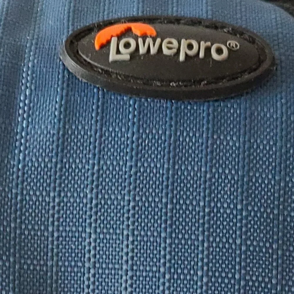 lowepro preowned excellent