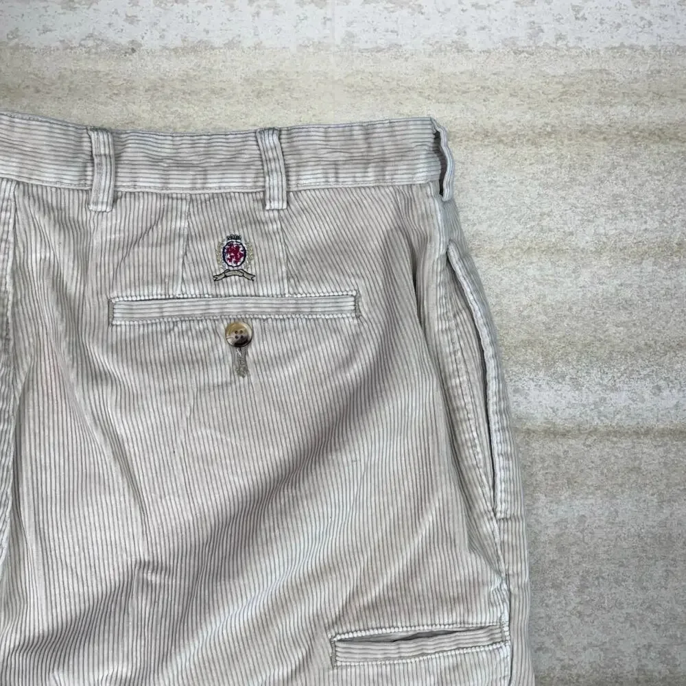Tommy Hilfiger size tan leg