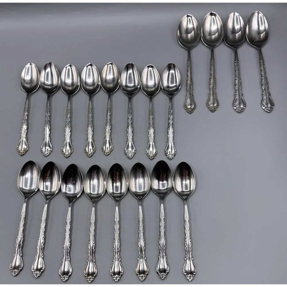International Stainless Deluxe Gigi Spoon Set 20pc 16 Teaspoon 4 Soup Spoon