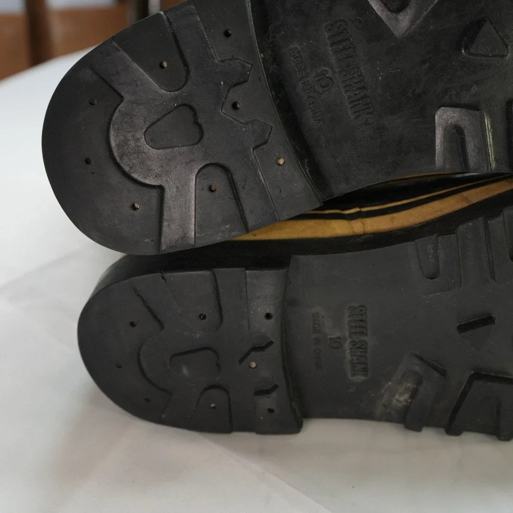 LaCrosse men size