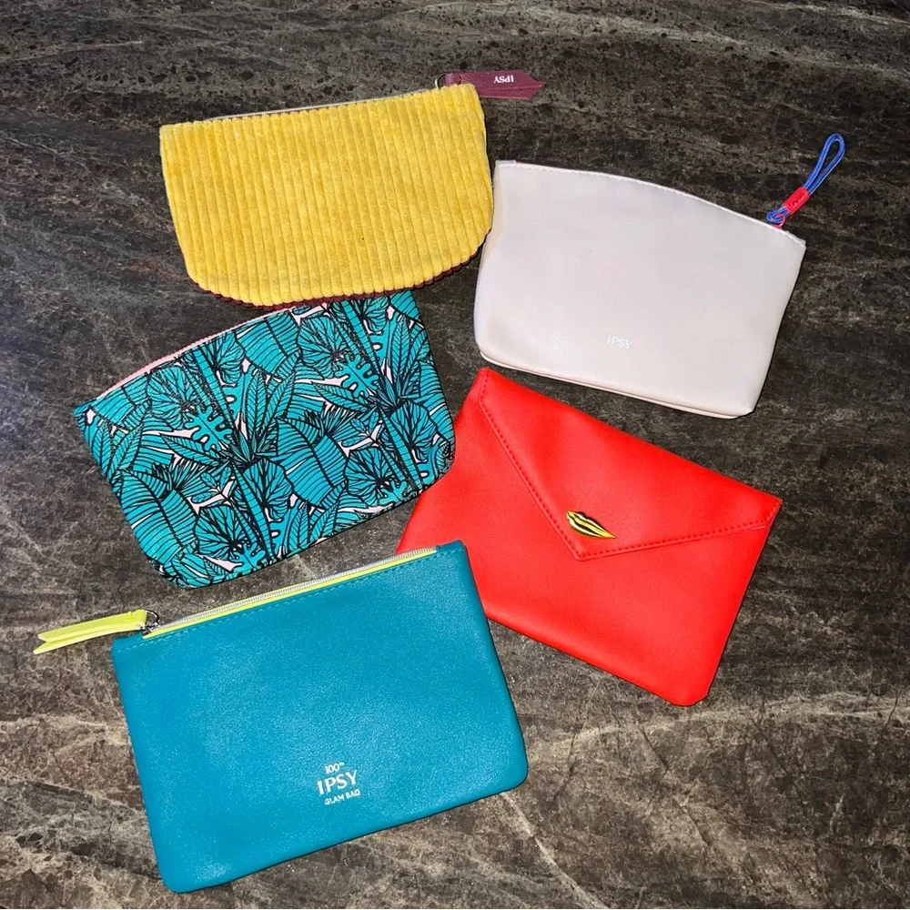 ispy cosmetic bags