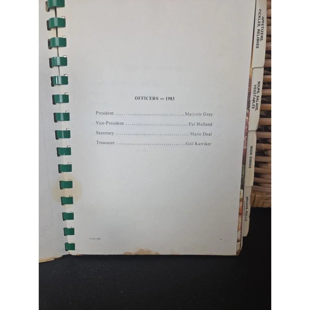 Ladies Friendship Circle Cookbook Concord, NC 1983 Vintage Local Recipe‎ Book