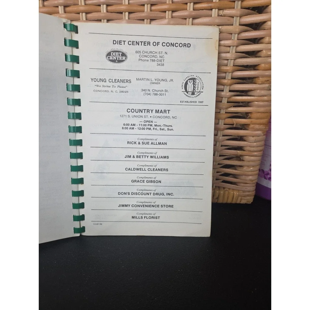 Ladies Friendship Circle Cookbook Concord, NC 1983 Vintage Local Recipe‎ Book
