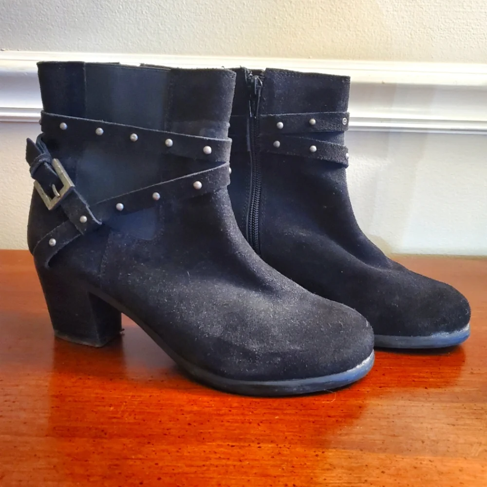 Women’s Matisse‎ Camryn Boots Black Size 6W Leather with Buckle and Studs