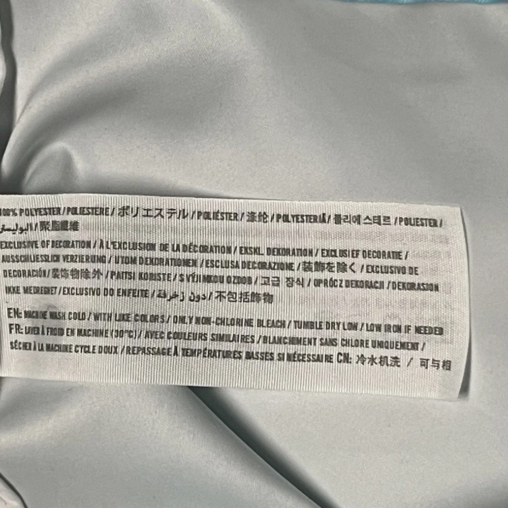 Abercrombie & Fitch product pair