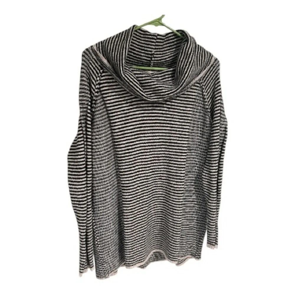 The Nines size black