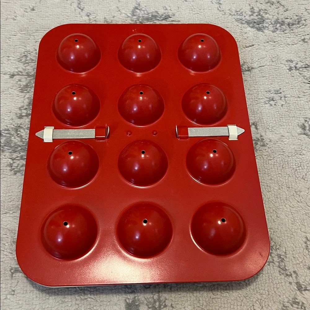 N/A red cake