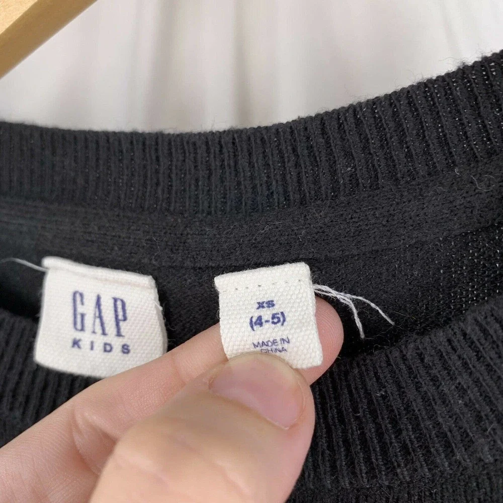 GAP black sweater
