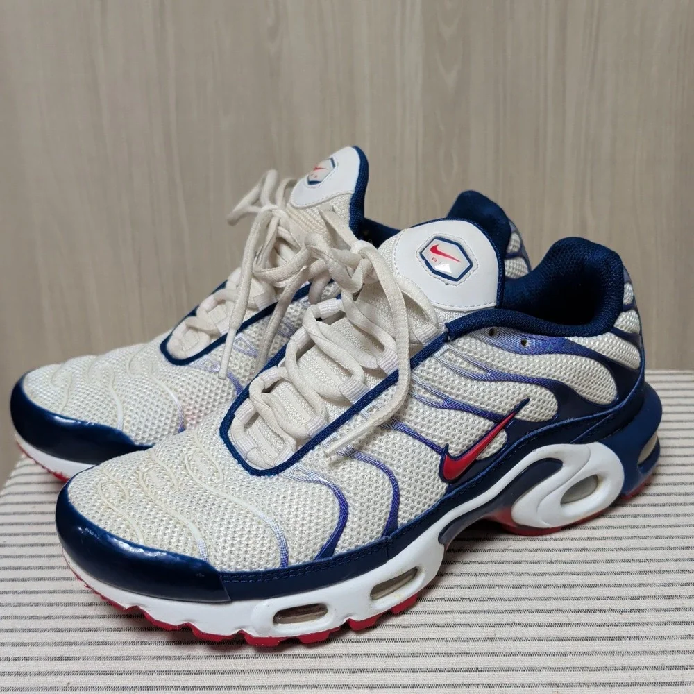 Nike Air Max Plus TN US 6 Women 7.5 White Blue Red CJ9928-100 Tuned Air EUR 38.5
