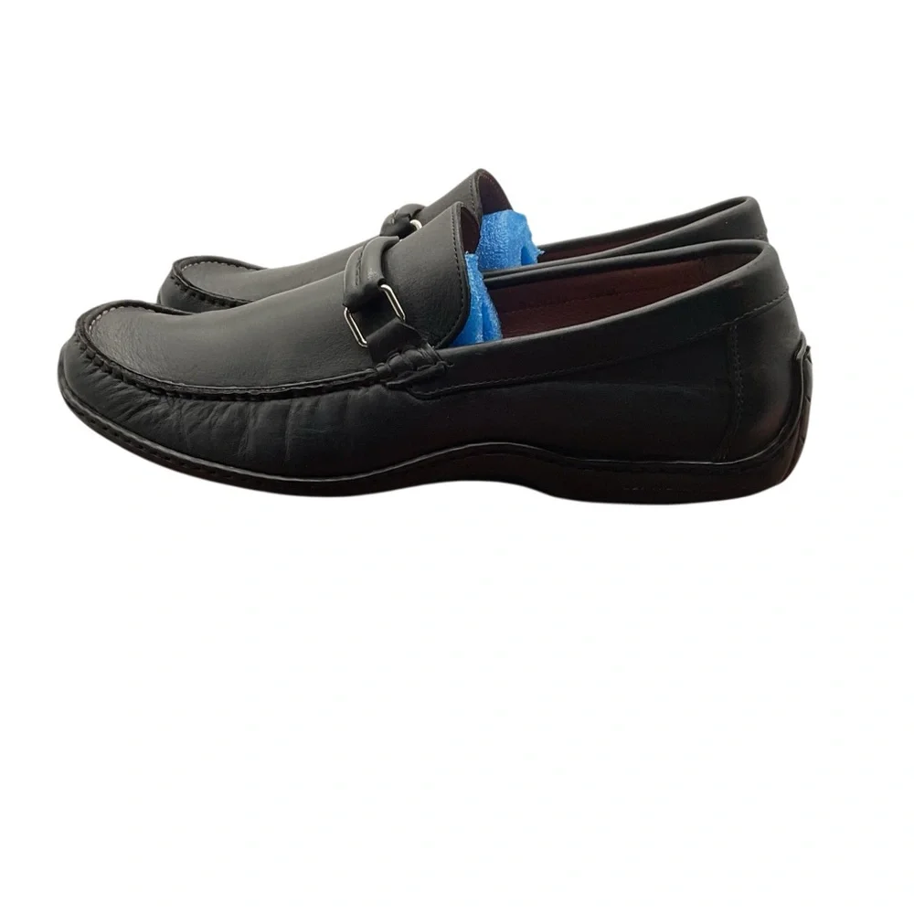 Donald J. Pliner sleek black