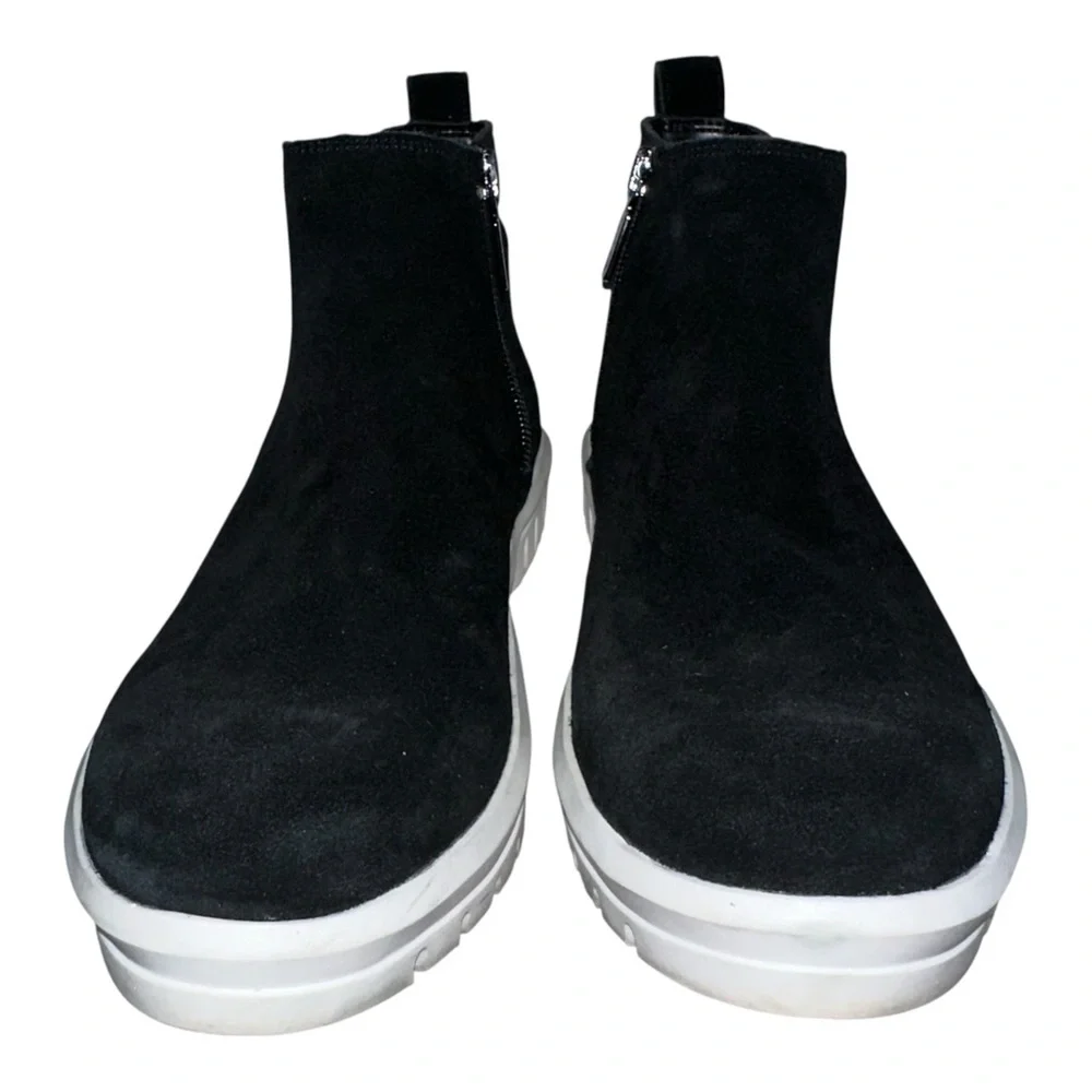 Blondo everyday waterproof upper