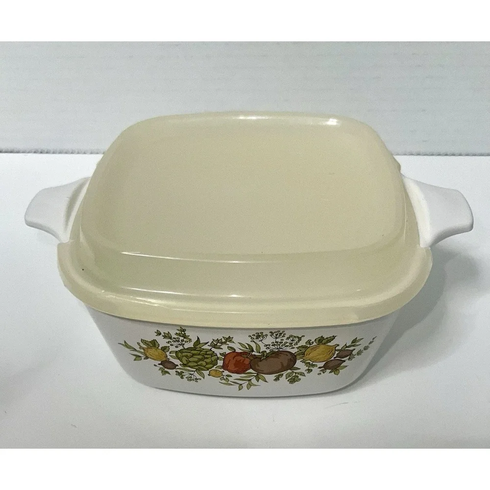 Vintage Corning Ware Casserole Baking Dish 2 3/4 Cup Spice of Life & Plastic Lid