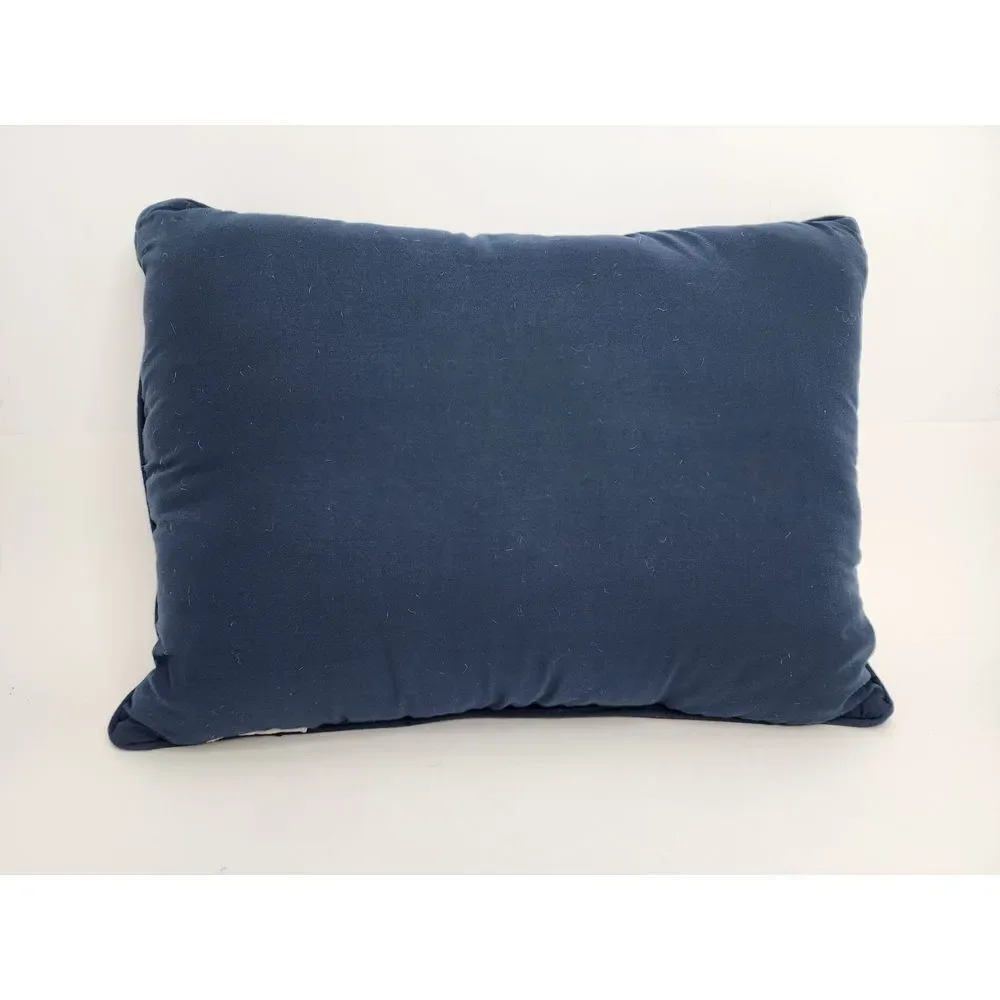 N/A christmas pillow