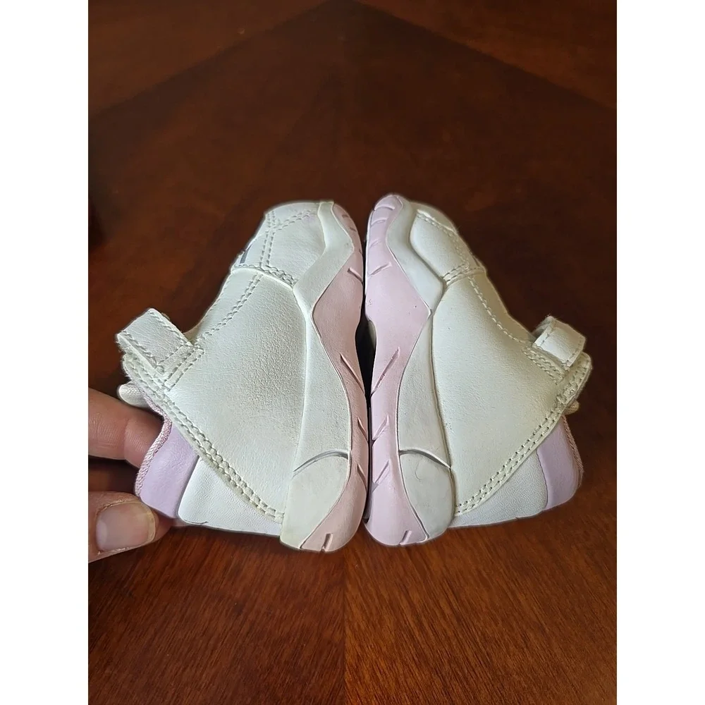 Nike infant air