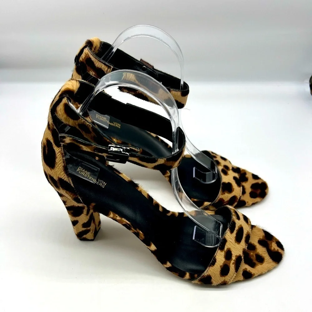 Diane Von Furstenberg - Chain-link Leopard Ankle Strap Open Toe High Heels SZ 11