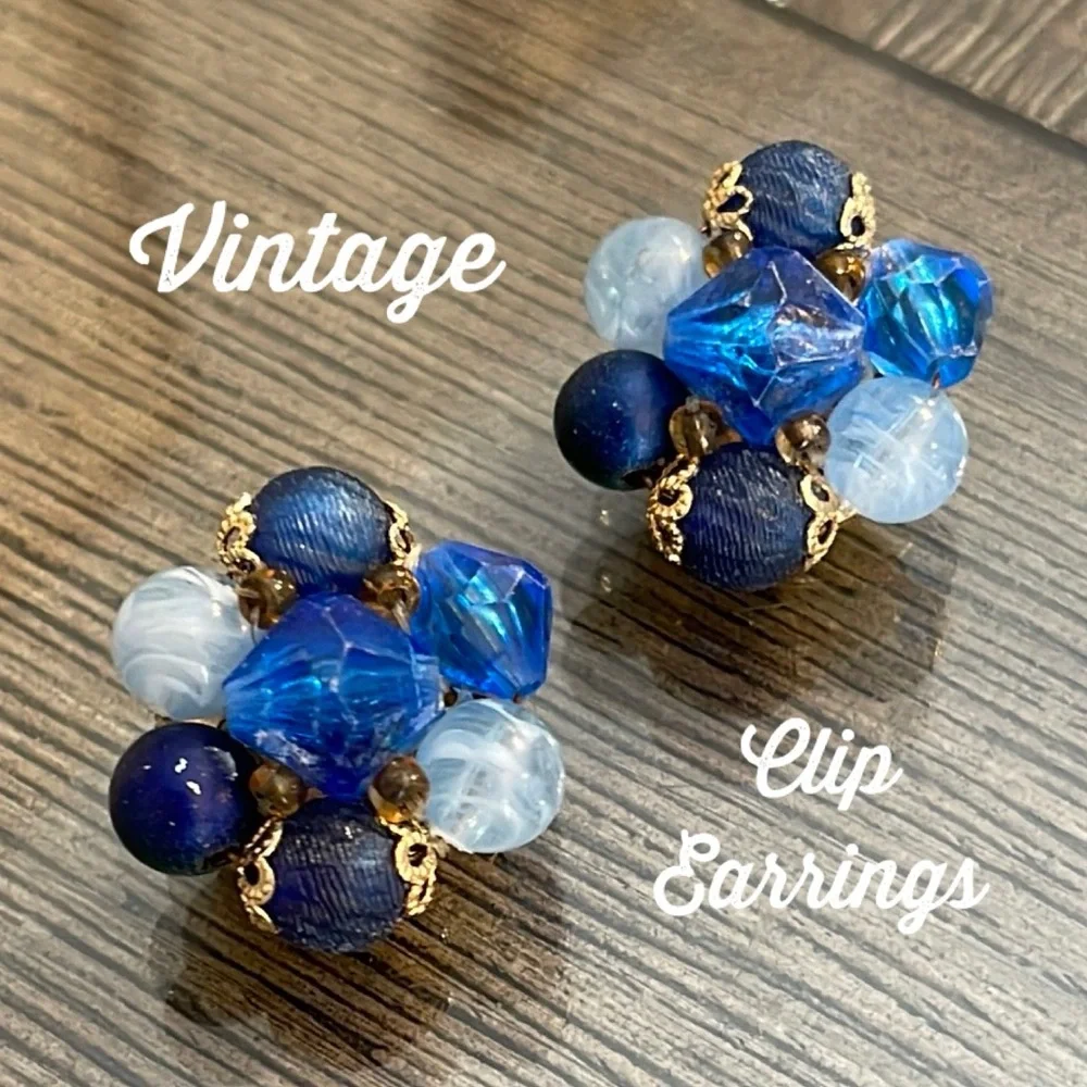 Vintage Shades of Blue Cluster Clip Earrings