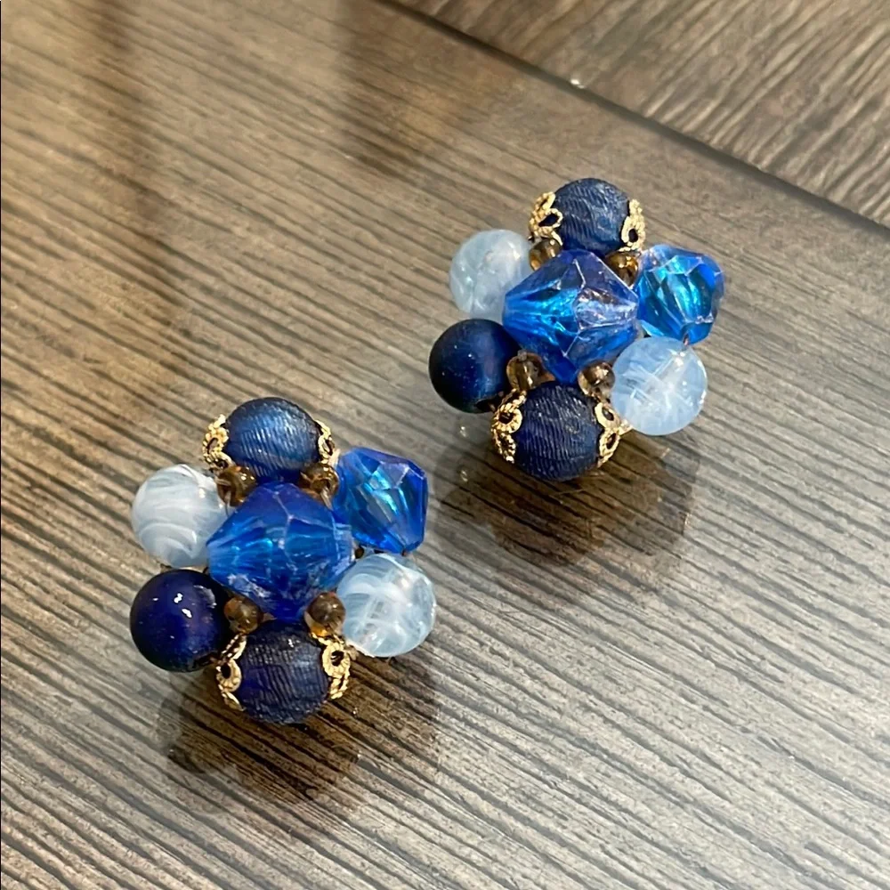 Vintage clip earrings