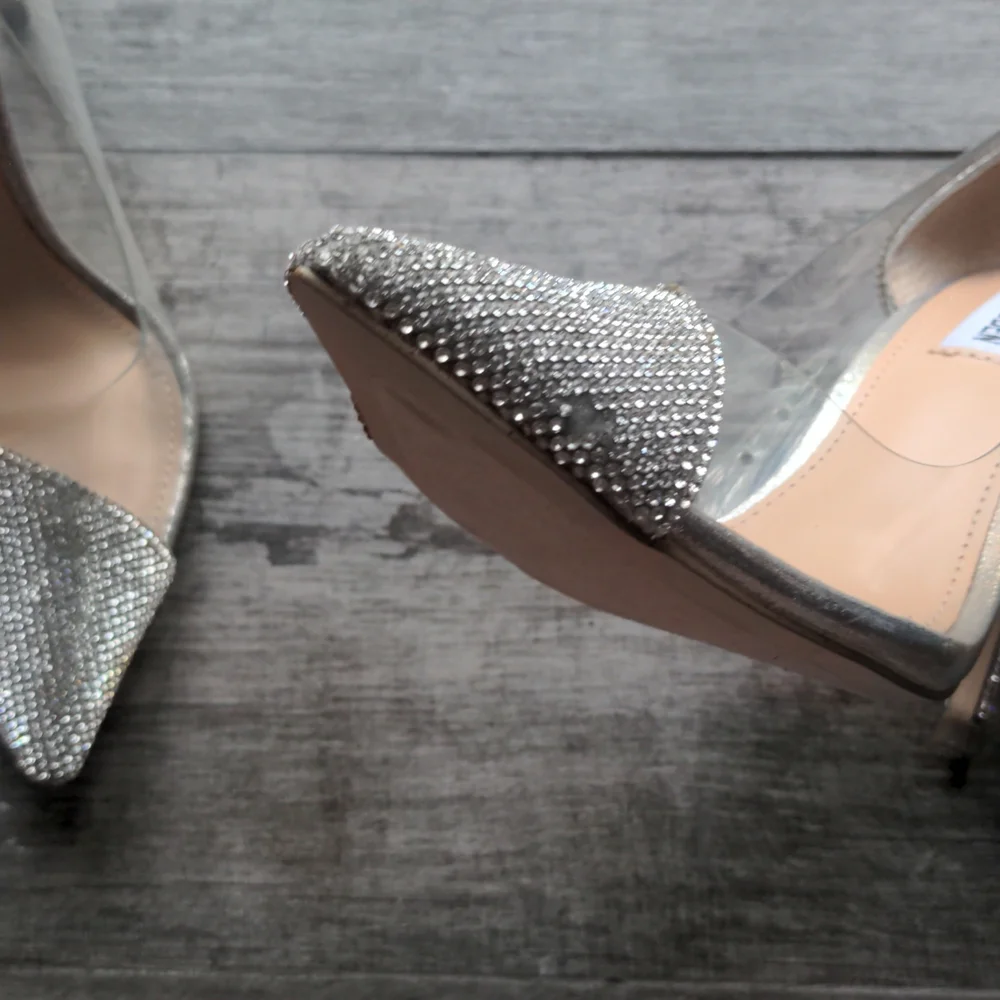 Steve Madden new only