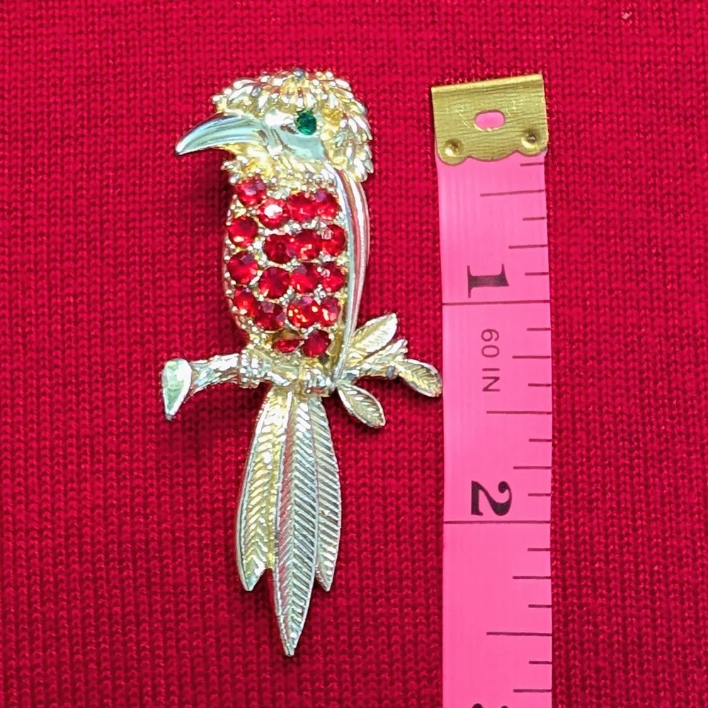 VTG Gold-Tone Parrot Bird Brooch with Red Crystal Accents Retro Figural Whimy