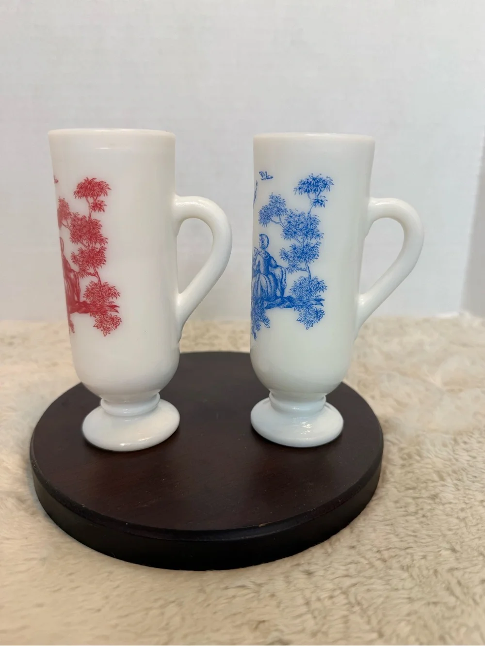 Avon 2~vintage milk