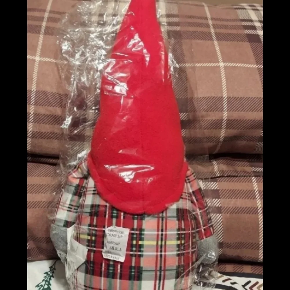 Christmas Gnomes bnwt farmhouse