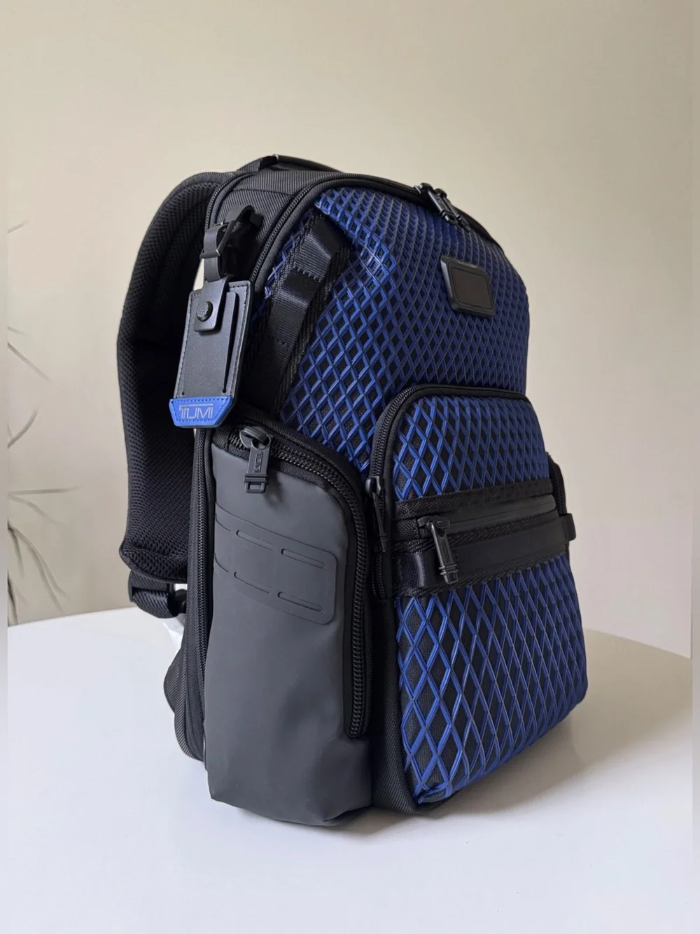 Tumi brand new