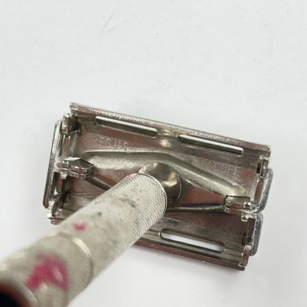 gillette includes item