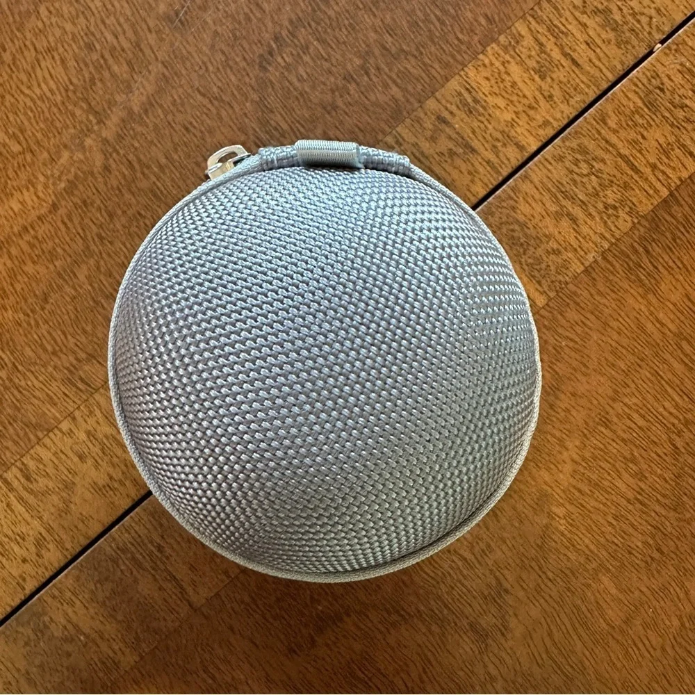 Target zipper closure
