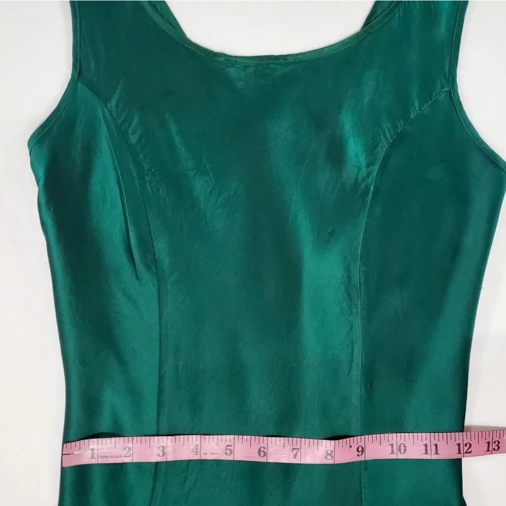 The Lingerie Collection silhouette silk emerald