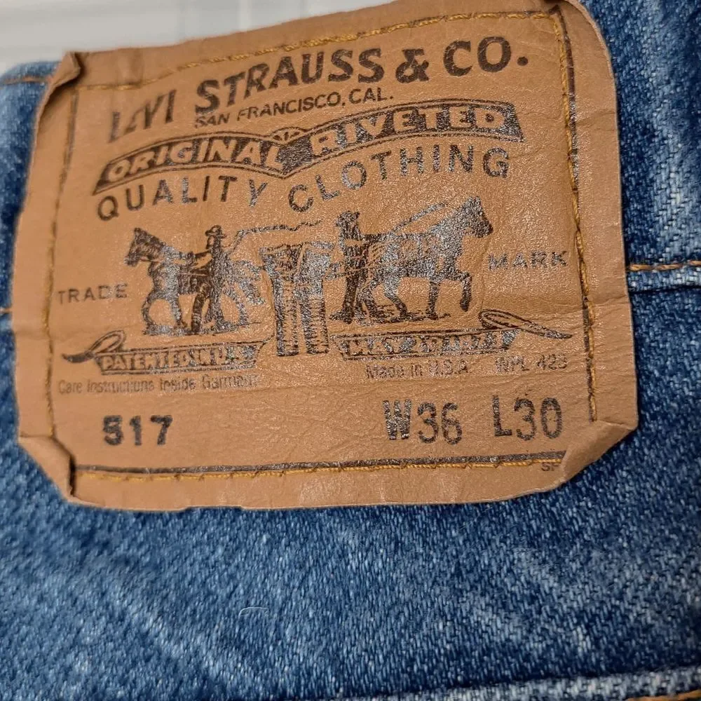 Levis levi 517