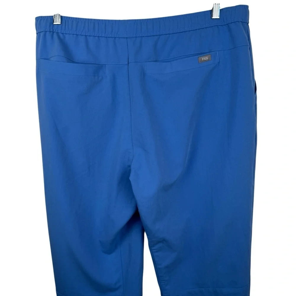 Figs blue tansen