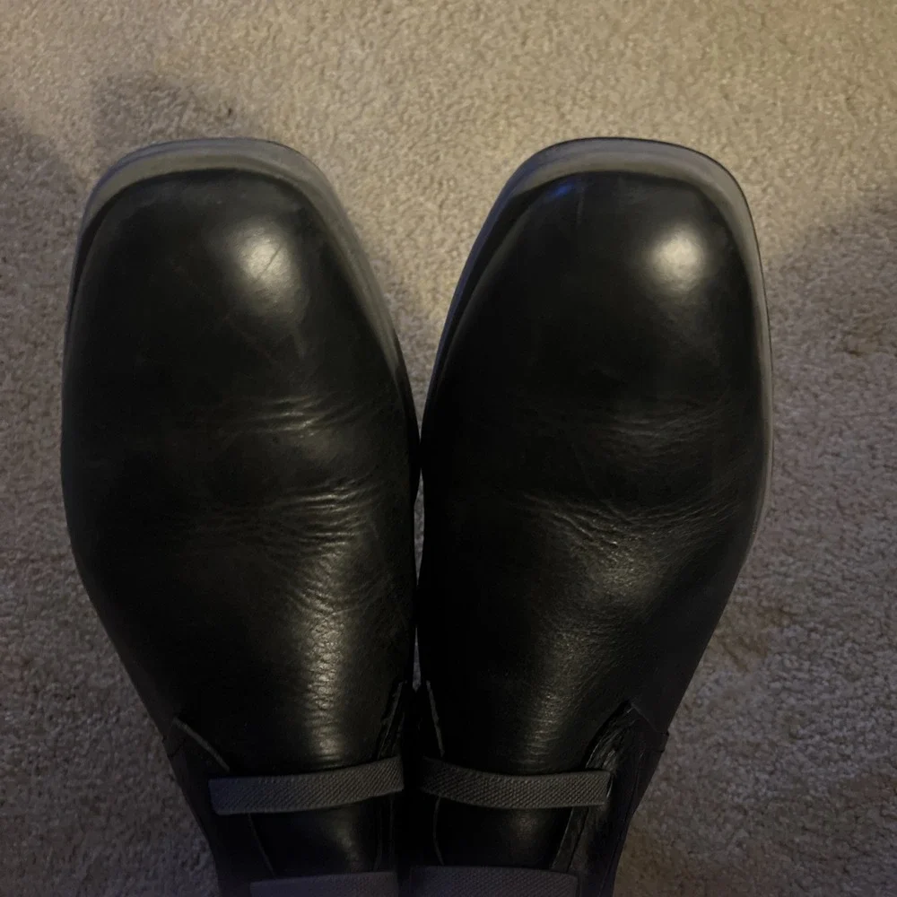 Cole Haan combines wear