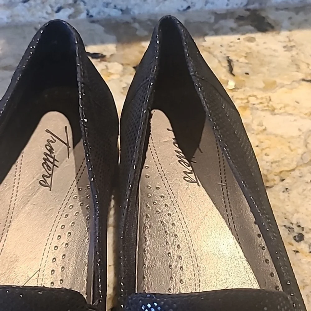 trotters slip