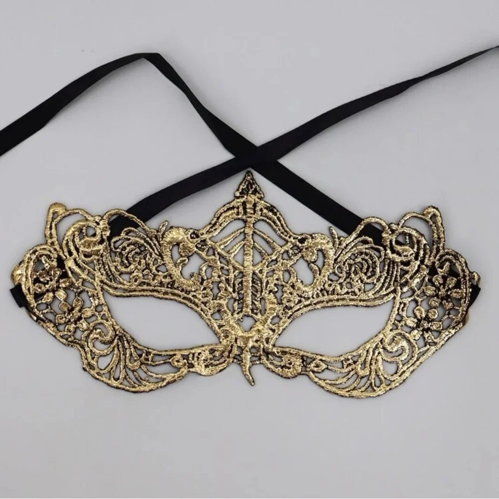 N/A delicate gold