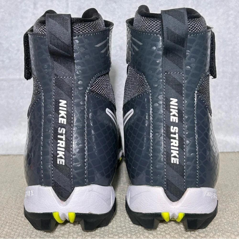 Nike strike shark