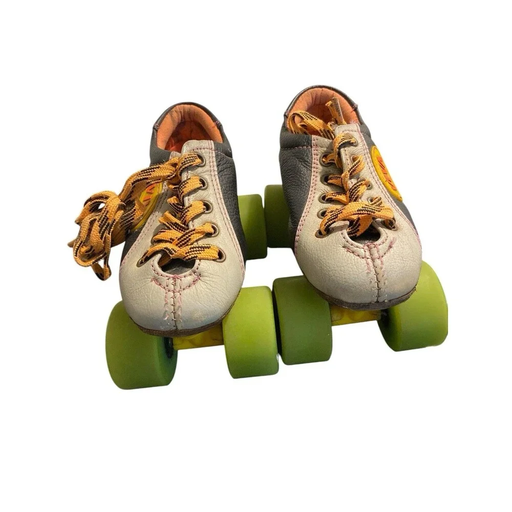 Vintage Viva 4.6 Roll‎ Skates Leather Toddler Boy/Girl Size 1