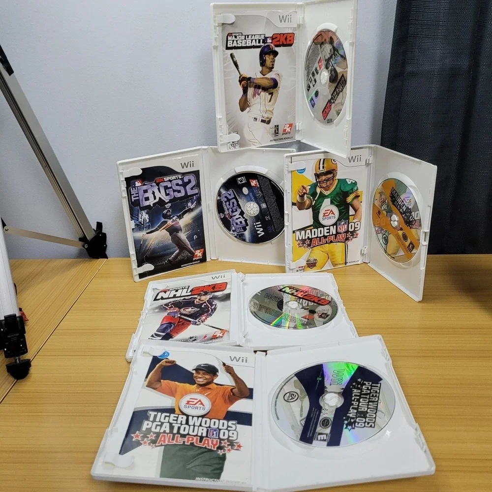 Nintendo Wii Sports Game Bundle Lot Madden NHL MLB The Bigs 2 PGA Tour