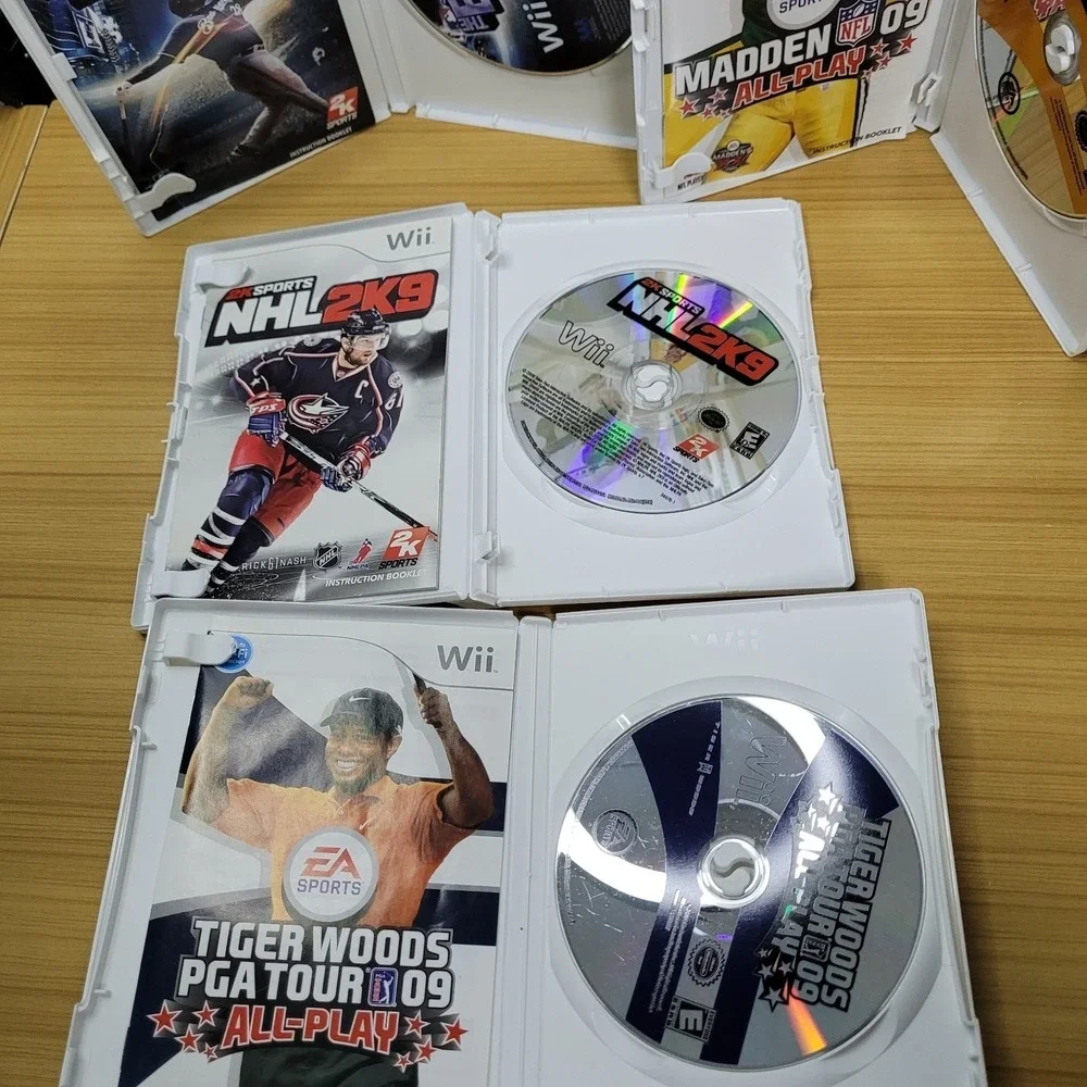 Nintendo Wii Sports Game Bundle Lot Madden NHL MLB The Bigs 2 PGA Tour