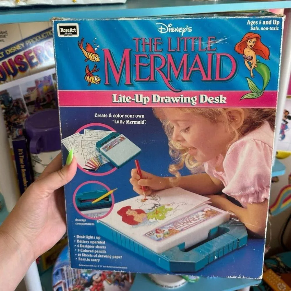Disney desk up lite