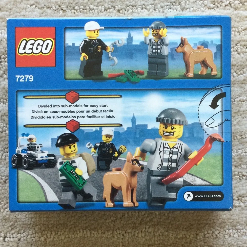 NIB Lego Police Minifigure Collection (7279) Building Set Toy Sealed Box