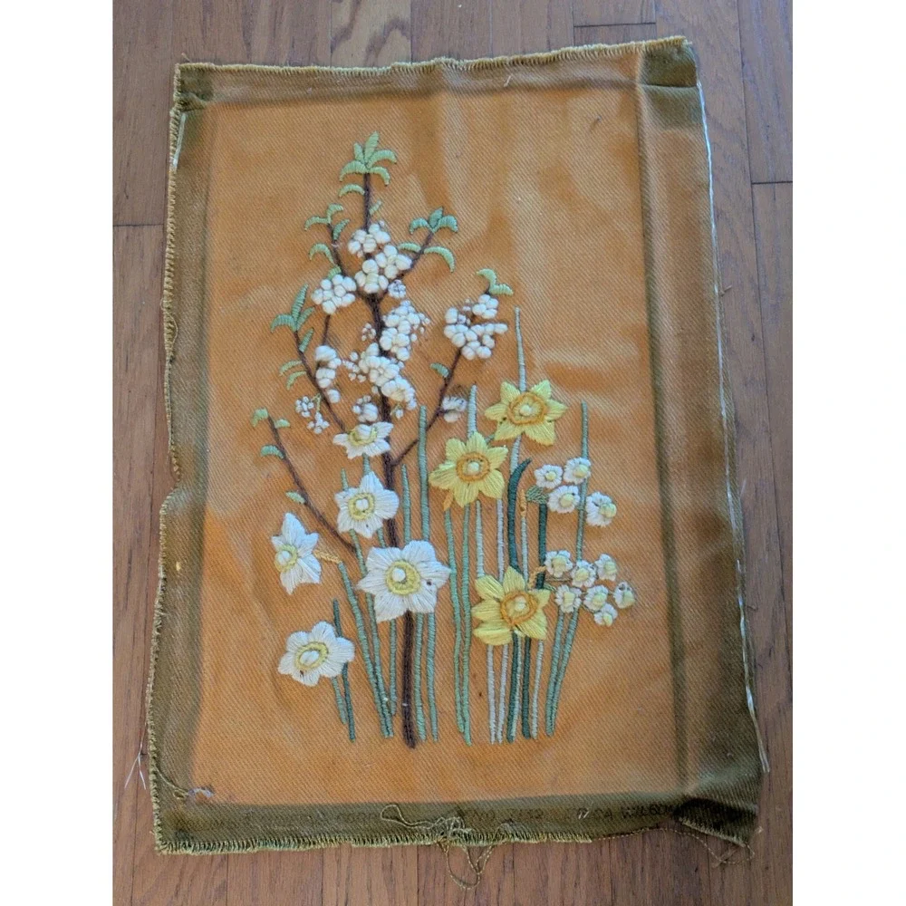 1970s Crewel Embroidery Floral Daffodil Textile Art Mustard Gold Boho 28x19 in