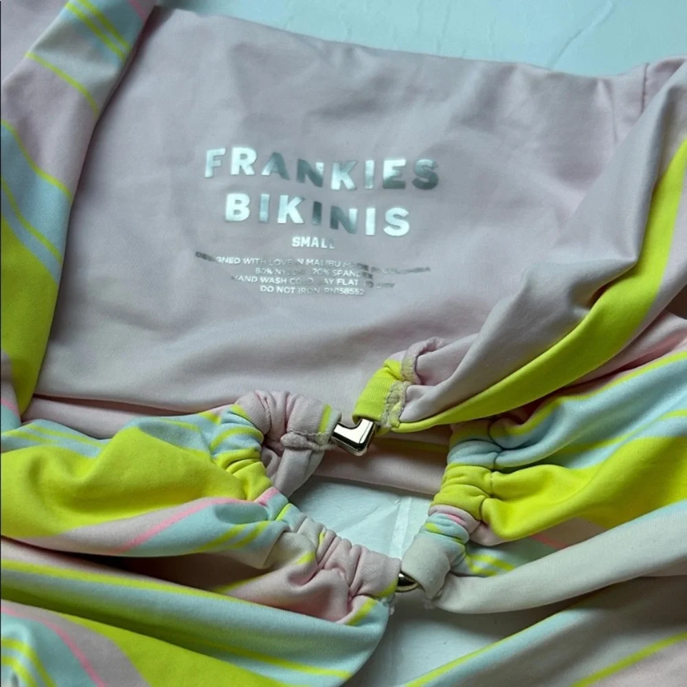 Frankies Bikinis sexy unique