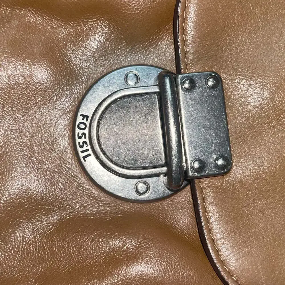 Fossil brown leather