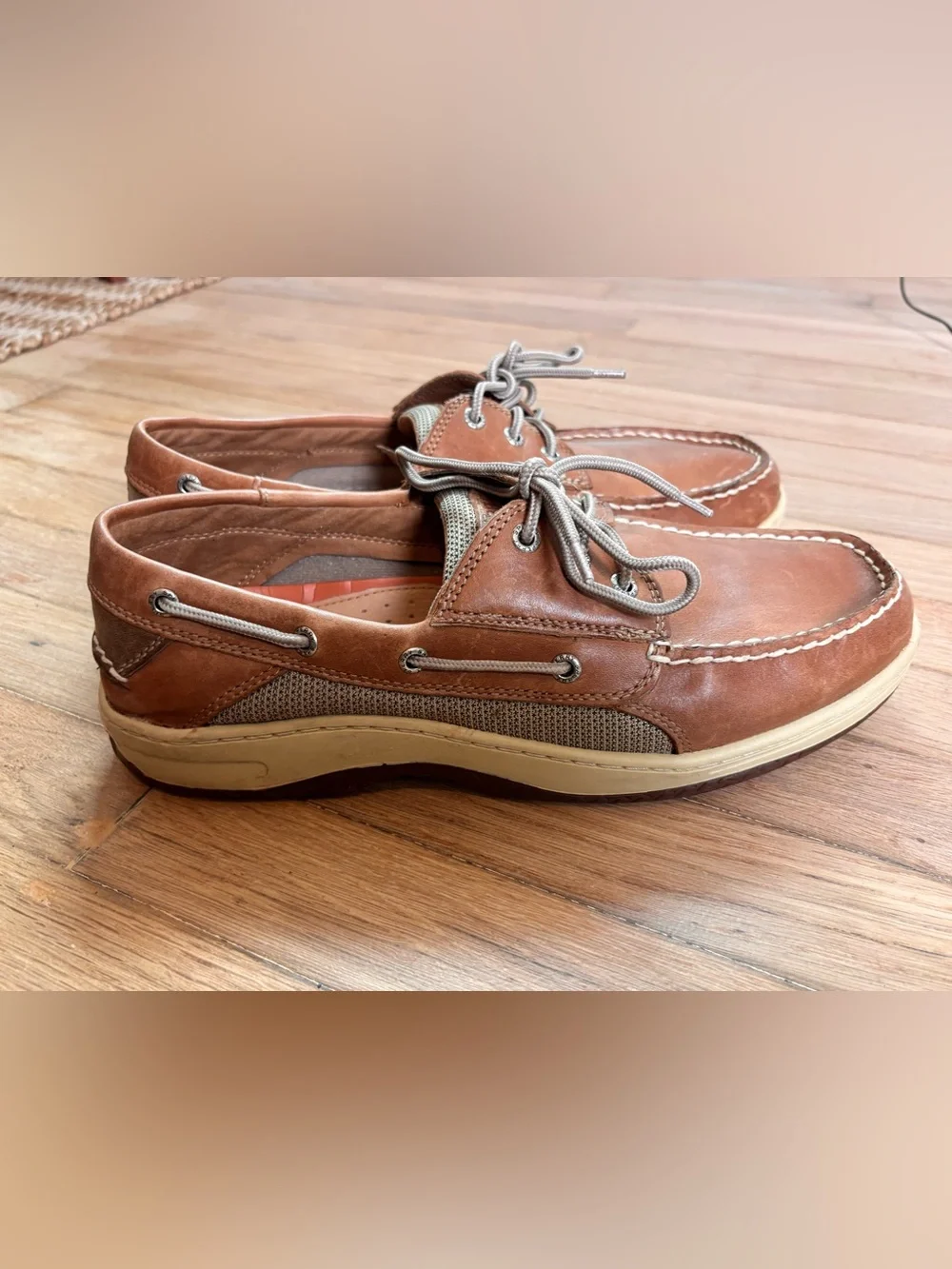 Sperry classic top