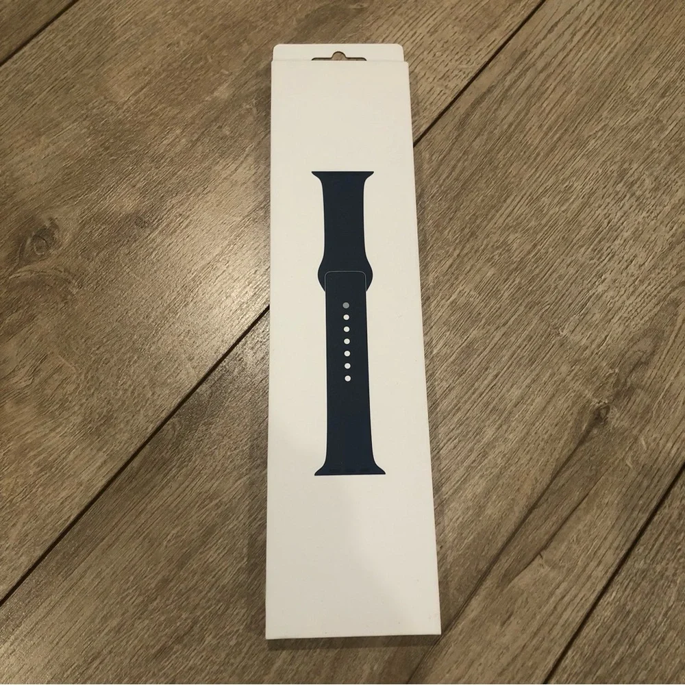 Apple 45mm Abyss Blue Sport Band